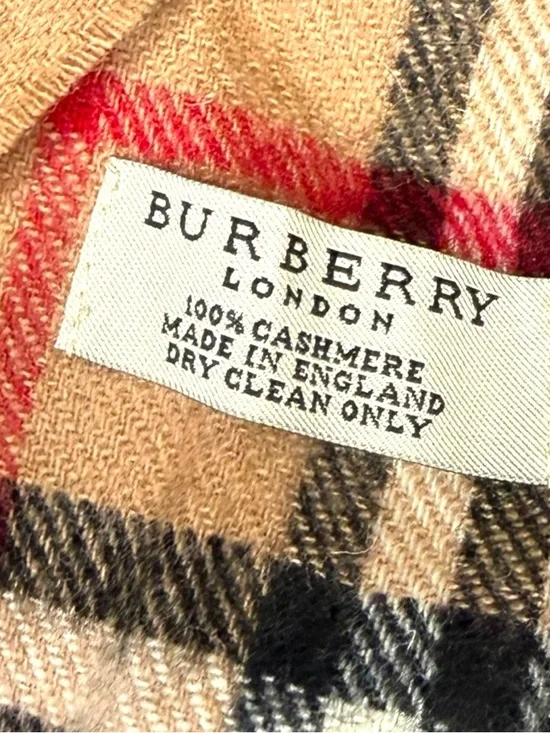 Burberry Authentic Cashmere Scarf - Picture 6 of 7